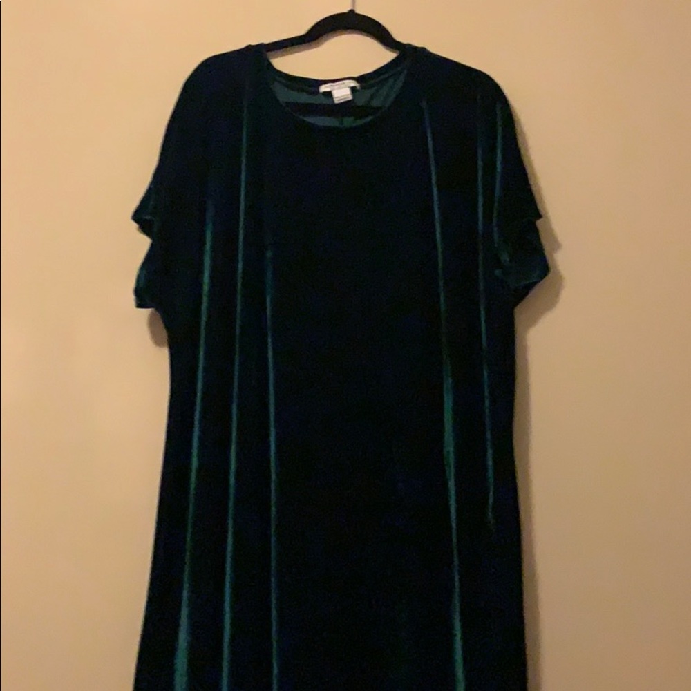 Glamorous Dark Green Velour Shift Dress